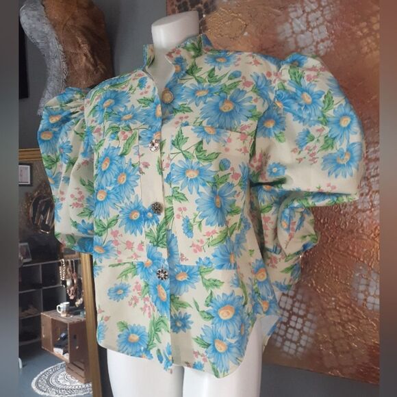Nwt Voluminous Floral Puff Sleeve Blouse - Picture 12 of 14